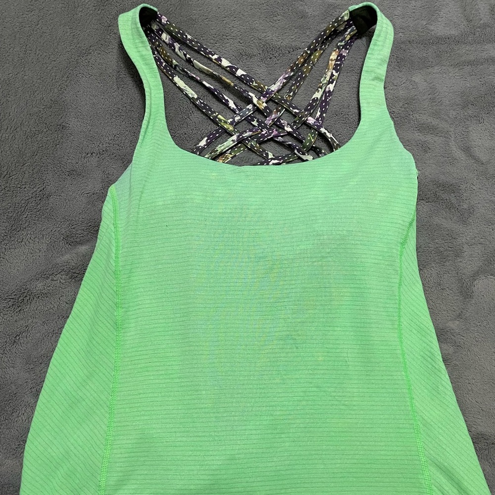 Lululemon free to be wild tank